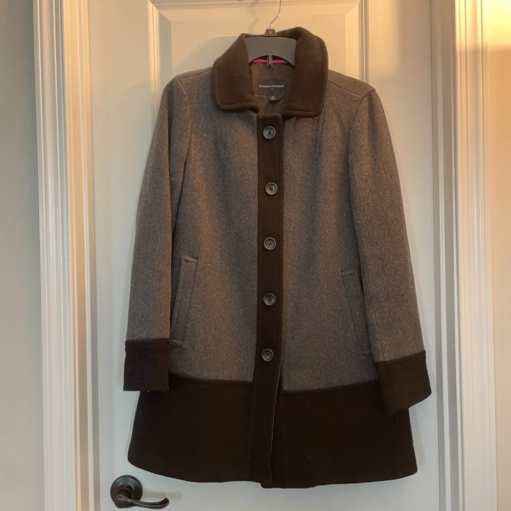 Black and Grey Banana Republic Top Coat - small